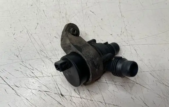 BMW 7 E65 E66 Electric auxiliary coolant/water pump 6922990