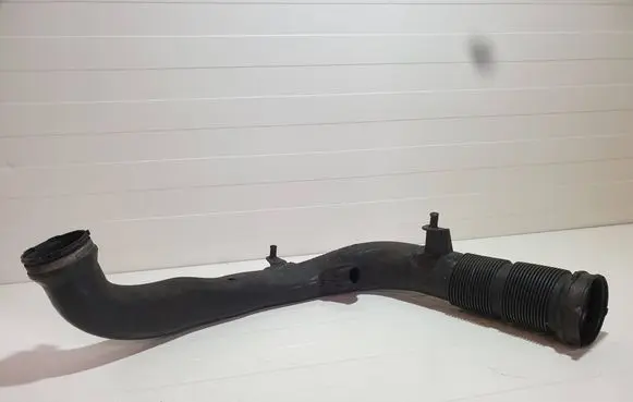 Intercooler hose/pipe