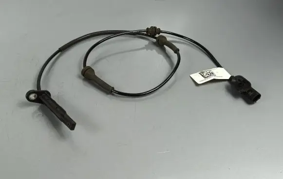Jeep Compass ABS brake wheel speed sensor P68293236AB