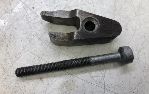 Mercedes-Benz B W246 W242 Fuel Injector clamp holder A6510160438