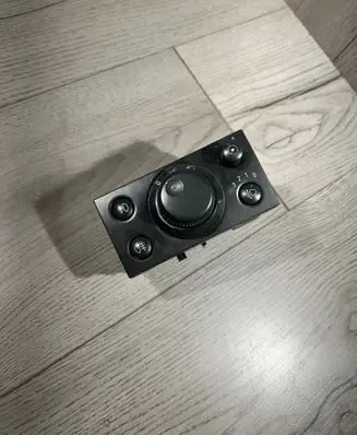 Light switch