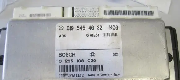 Mercedes-Benz C W202 ABS Pump 0195454632
