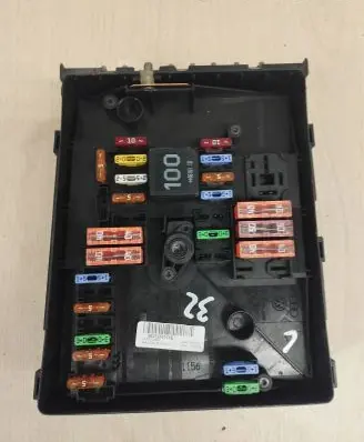 Skoda Octavia Mk2 (1Z) Fuse module 1K0937125A 017183071
