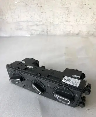Seat Arona Climate control unit 6f1820045l