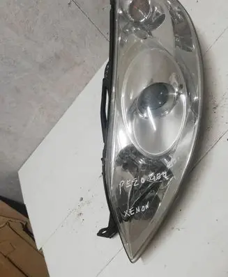 Peugeot 407 Headlight/headlamp