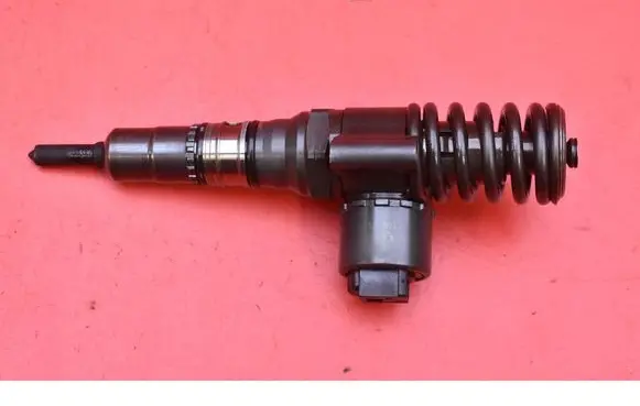 Skoda Octavia Mk2 (1Z) Fuel injector 03G130073G