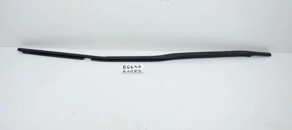 Volkswagen Touran III Trim molding 1T0839477E