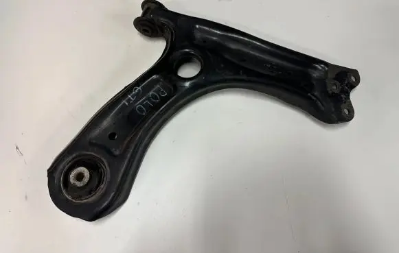 Volkswagen Polo V 6R Front control arm 6R0407152F