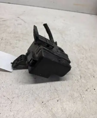 Hyundai Sonata Fuse module 919504R090