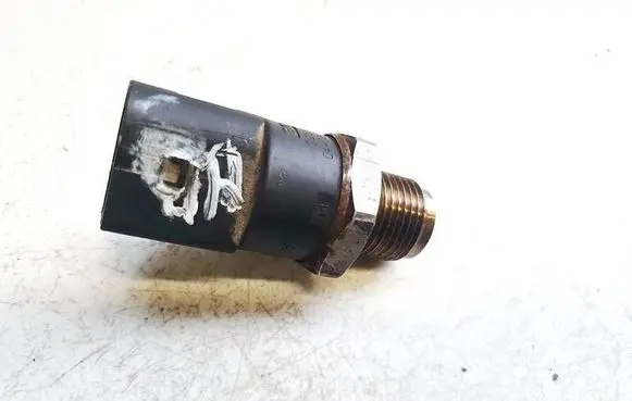 Smart ForFour I Fuel pressure sensor 0281002504
