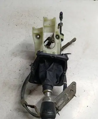 Suzuki SX4 S-Cross Gear selector/shifter in gearbox 301AW5848