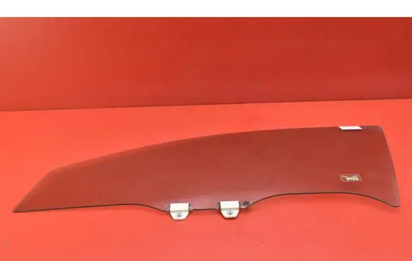 Honda Accord Front door window glass four-door