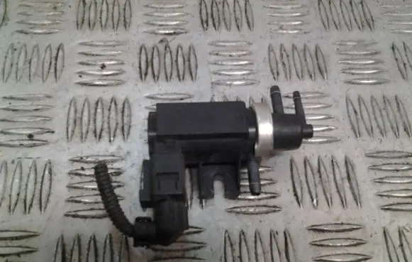 Skoda Fabia Mk1 (6Y) Turbo solenoid valve 1J0906627