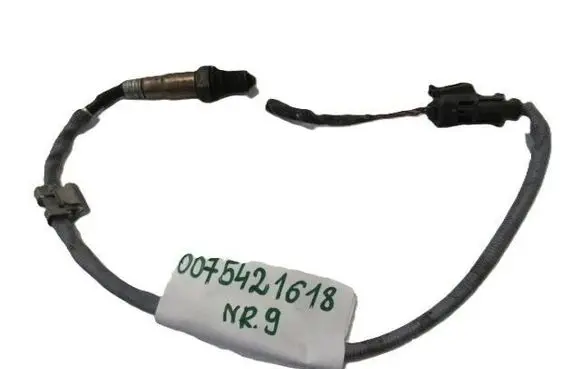 Mercedes-Benz C W204 Lambda probe sensor 0075421618