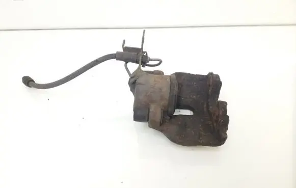 Volkswagen PASSAT B5 Front brake caliper