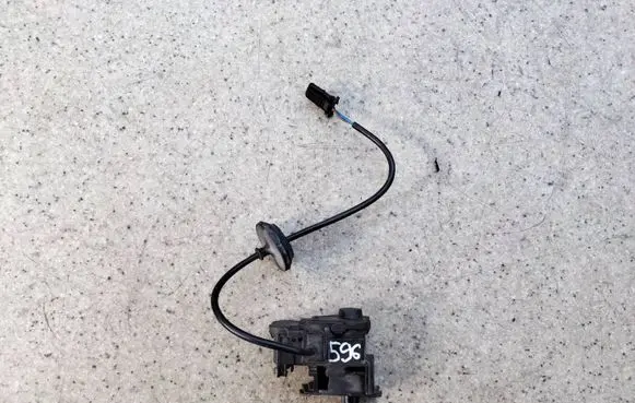 Volkswagen Golf VII Fuel tank cap lock 5C6810773K38 5C6810773K