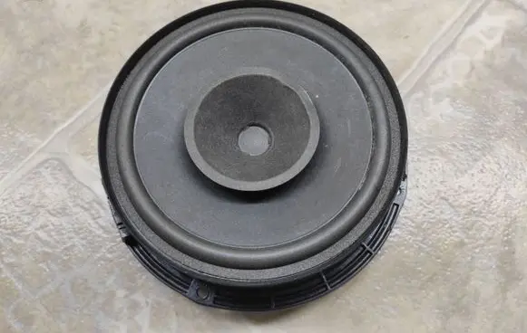 Seat Toledo III (5P) Rear door speaker 5P0035411 5P0035411A