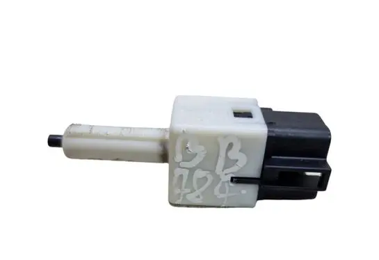 Honda Accord Brake pedal sensor switch M28988