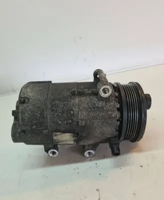Volvo V70 Air conditioning (A/C) compressor (pump)