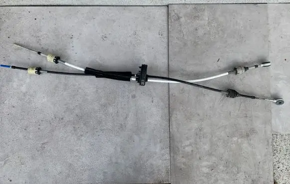 Opel Zafira C Gear shift cable linkage 3150347 55580651