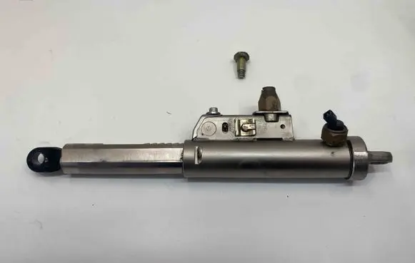 Mercedes-Benz SL R129 Convertible roof main ram cylinder 1298600335 A1298600335