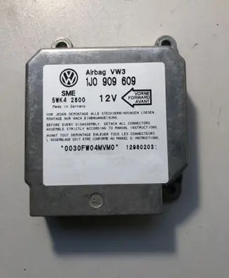 Volkswagen Golf IV Airbag control unit/module 1J0909609