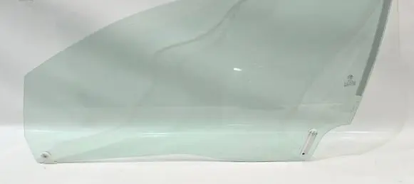 Alfa Romeo GT Front door window/glass (coupe) 
