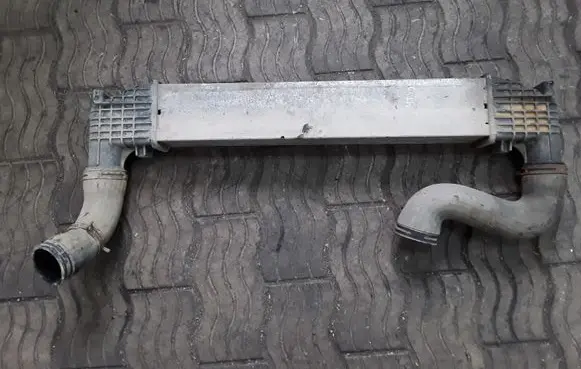 Volkswagen Sharan Intercooler radiator 0823856 132002746