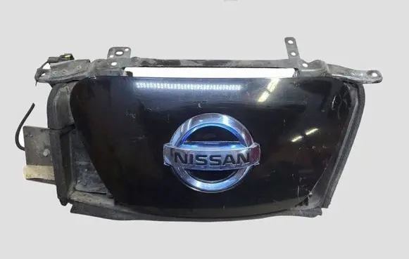 Nissan Leaf I (ZE0) Electric car charge socket cover 657373NK1B