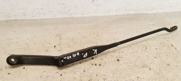 Audi 80 90 B3 Front wiper blade arm 893955407E