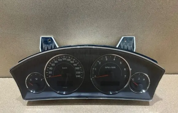 Jeep Grand Cherokee (WK) Speedometer (instrument cluster) 56050201AL 58994E CR0032113K0C0