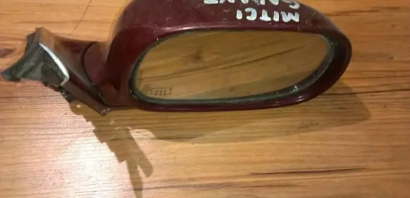 Mitsubishi Galant Front door electric wing mirror e201843