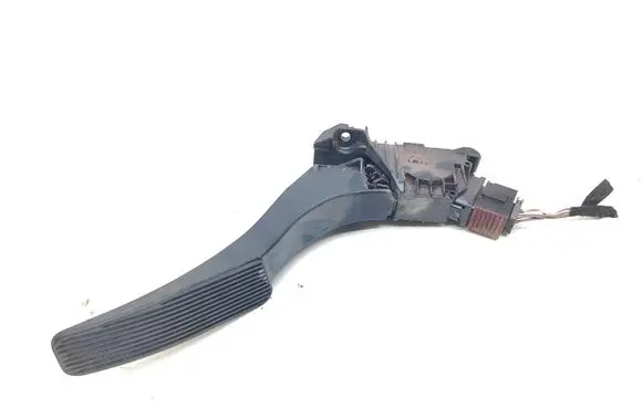 Chrysler Pacifica Accelerator throttle pedal 04581677AB 93446300 046803