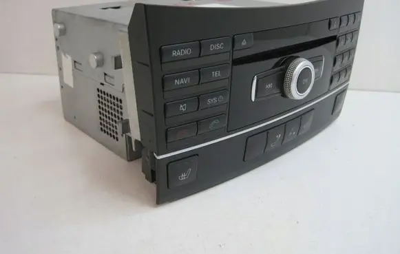 Peugeot Partner III Radio/CD/DVD/GPS head unit A2129000114