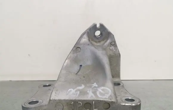 Infiniti QX50 (J50) Engine mounting bracket 1PL