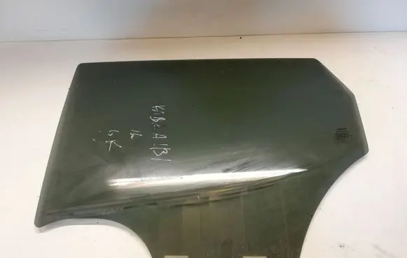 Nissan Qashqai Rear door window glass 43R001595