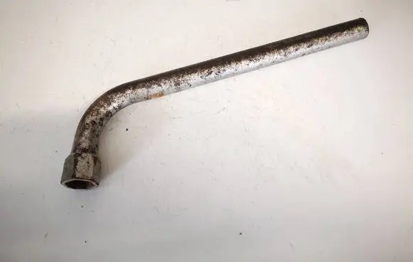 Skoda Octavia Mk1 (1U) Wheel nut wrench 
