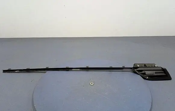 Skoda Octavia 985 Dashboard side air vent grill/cover trim 5E4819702C
