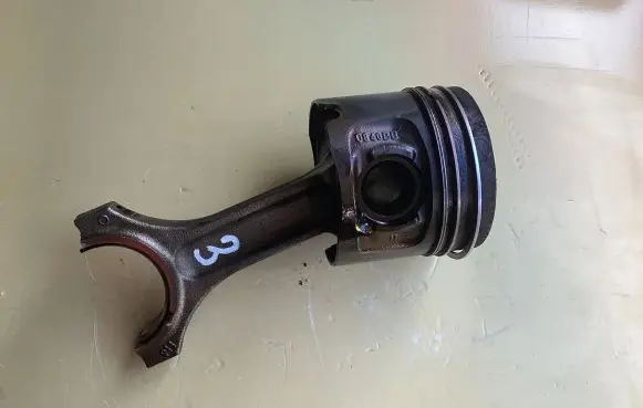 BMW 5 E60 E61 Piston with connecting rod 0840BB