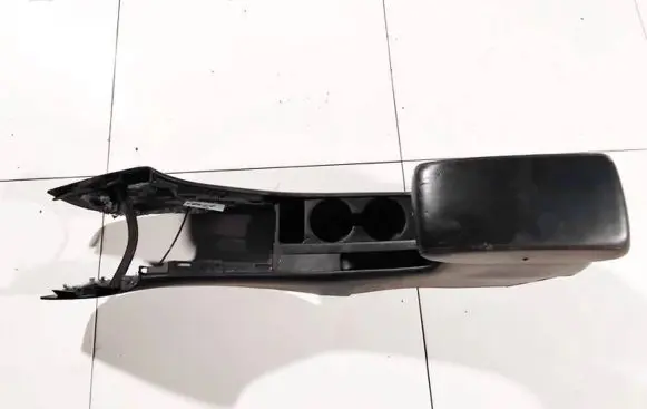 Toyota Corolla E120 E130 Armrest 5890102110 58901-02110
