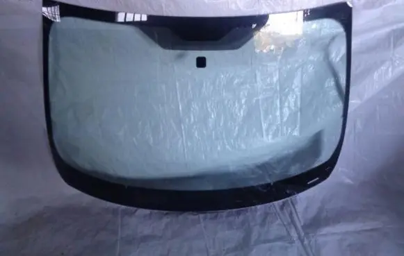 Renault Megane IV Front windscreen/windshield window 727124298R