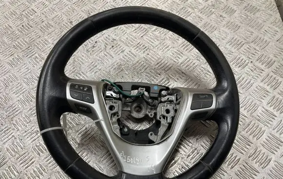 Toyota Avensis T270 Steering wheel 4510005730