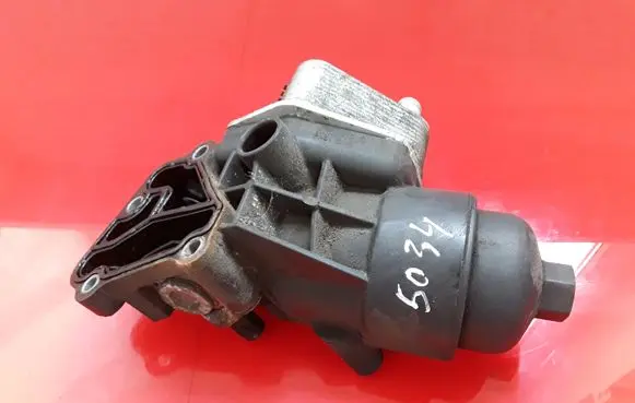 Hyundai i40 Oil filter mounting bracket K0100200