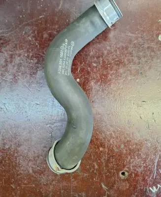 Mercedes-Benz E W212 Engine coolant pipe/hose A2045011682