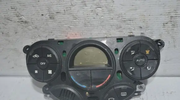 Ford Focus Climate control unit 2S4H18C612BJ