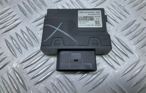 Audi A4 S4 B9 Fuel injection pump control unit/module 8W0906093C