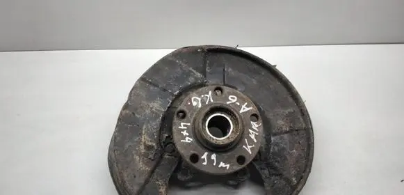 Audi A6 S6 C5 4B Rear wheel hub