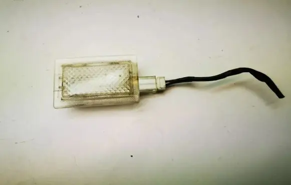 Chrysler 300 - 300C Other interior light 04608528AC