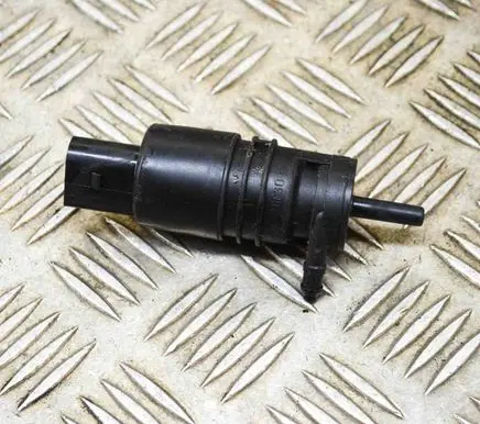BMW 3 F30 F35 F31 Windscreen/windshield washer pump 7302589