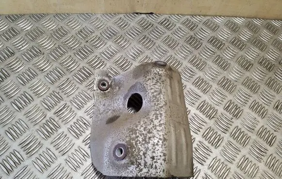 KIA Sorento Exhaust heat shield